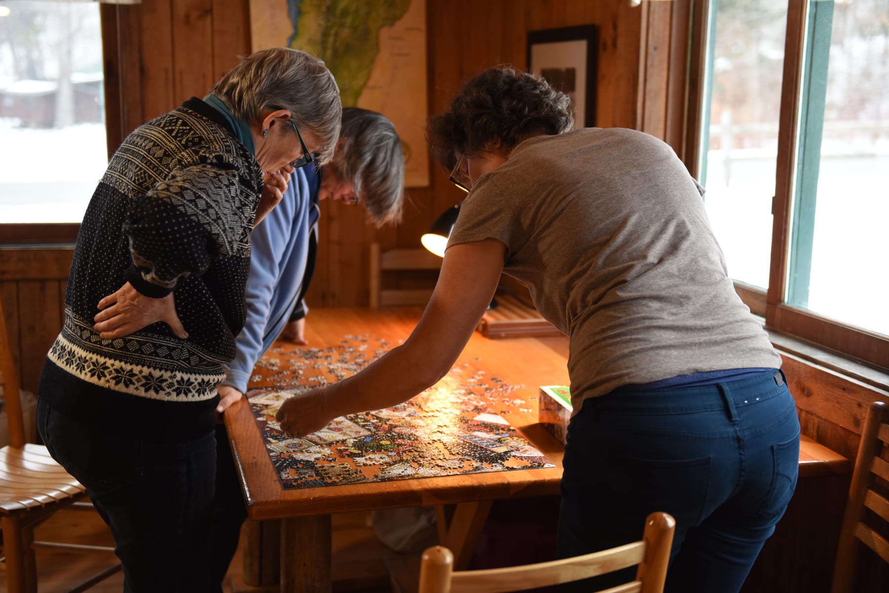 The puzzle table is always an attraction for relaxing and taking a break!