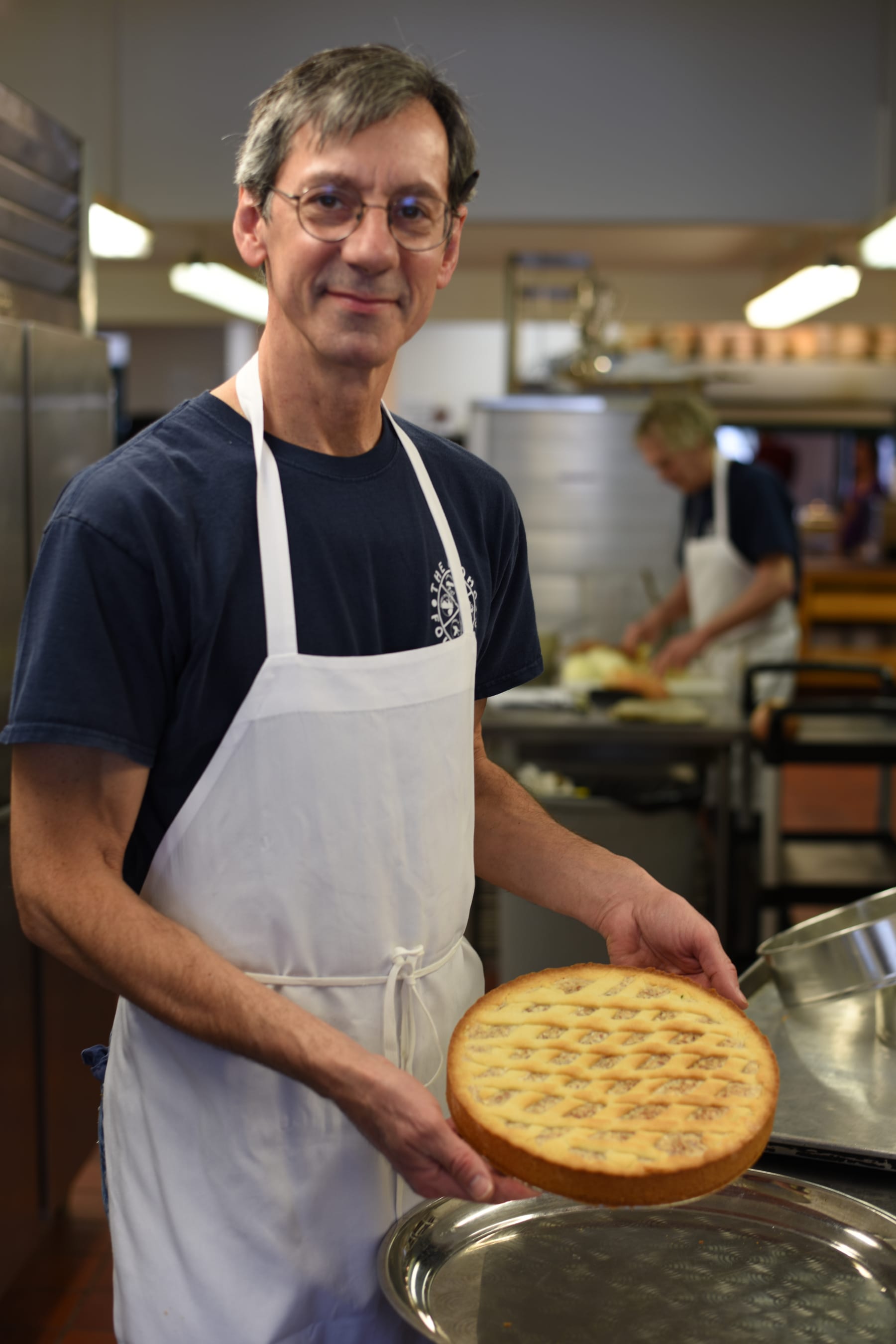 Phil (former chef at Hulbert Outdoor Center) preparing frystekakke for dessert on Friday evening.